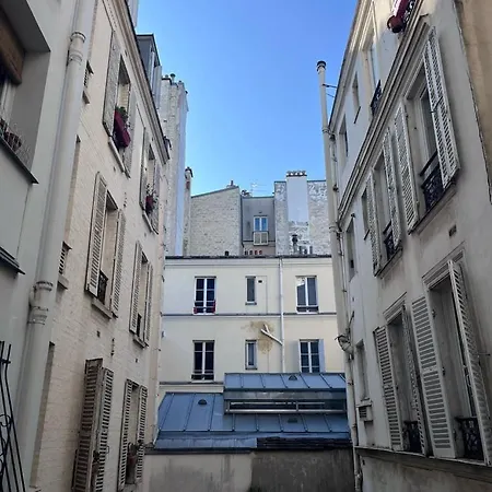 Parisian Charm, Modern & Quiet Apartment *