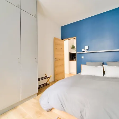 Parisian Charm, Modern & Quiet Apartman Párizs