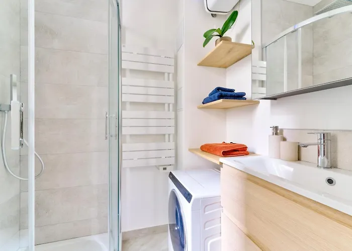 Parisian Charm, Modern & Quiet Διαμέρισμα *